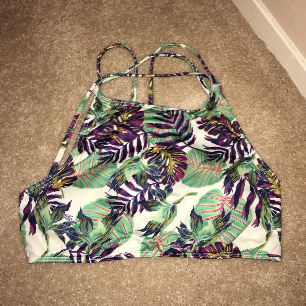 Roxy Swimsuit - Picture 3 of 8